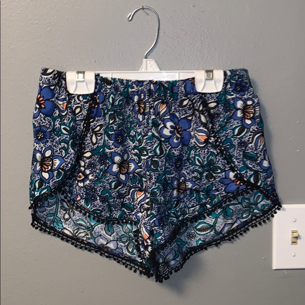 Express Floral Flowy Shorts